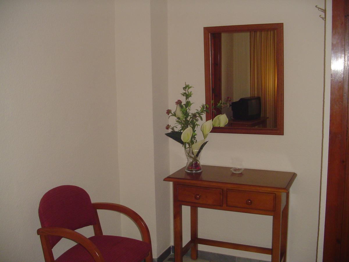 Hostal Cabrera Motril Luaran gambar
